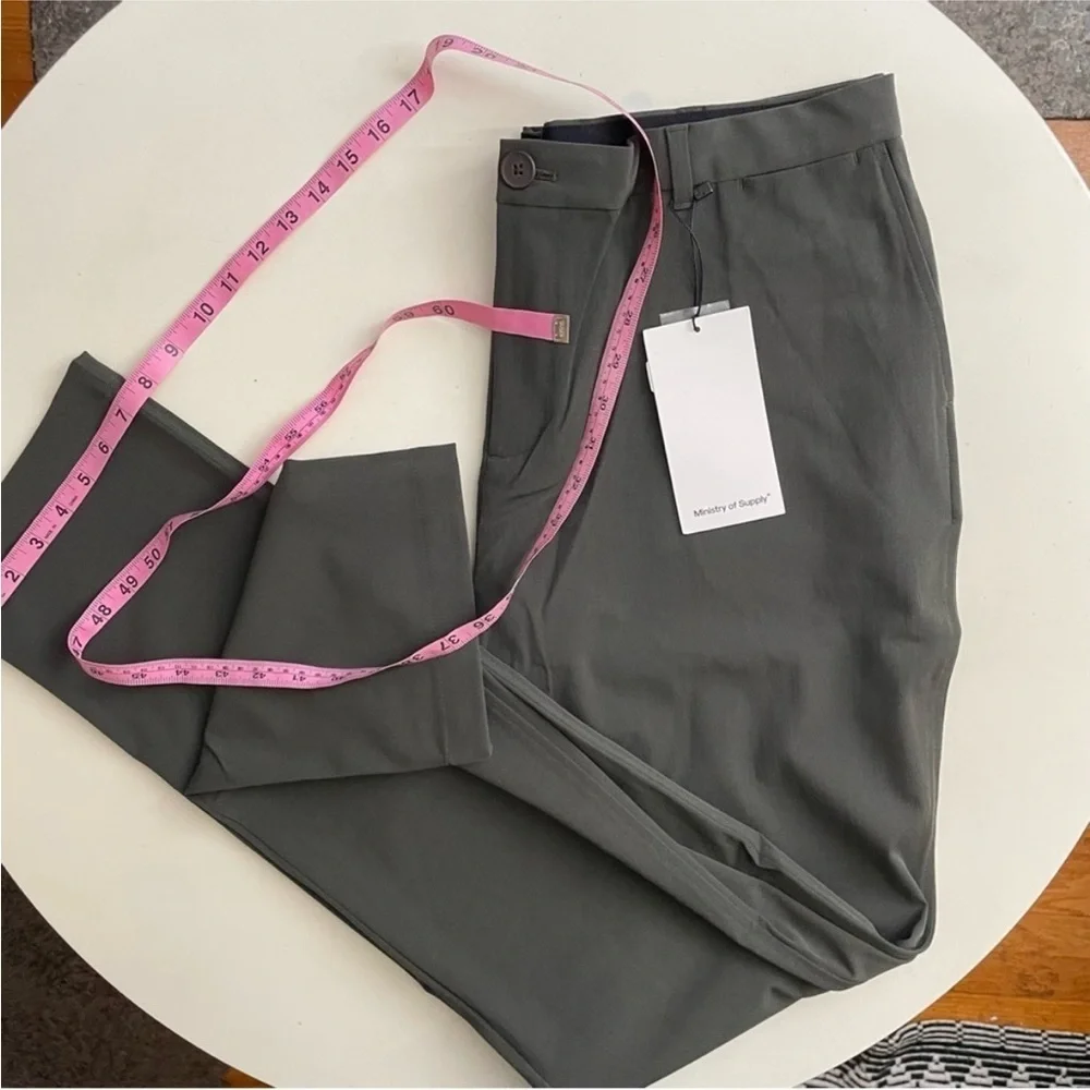 Ministry of Supply Men’s Pace Tapered Stretch Chino Pant Olive Size 34x33 New